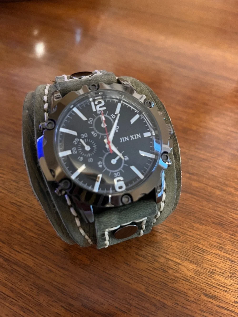 Men's JIN XIN brand oversized watch with khaki green suede band